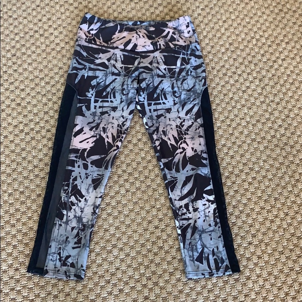 Onzie Capris